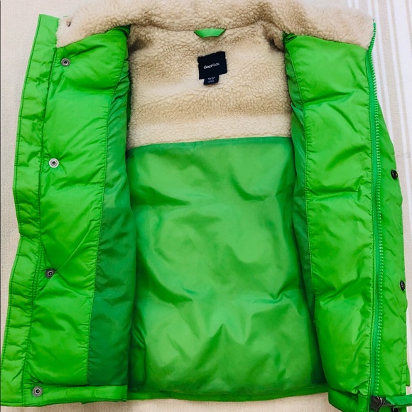 Boys (unisex) xs (4-5) gap lime bright green vest, worn only a couple times - Picture 3 of 6